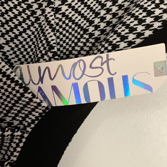 Dress - Picture 3 of 7